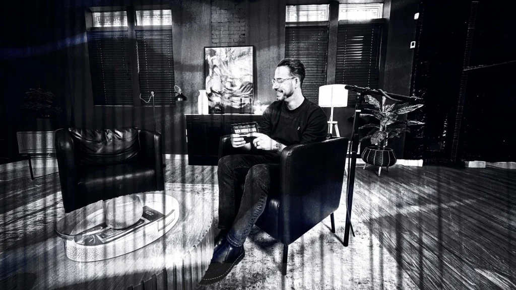 Drew O'Brien on the Make Cool Sh*t podcast set